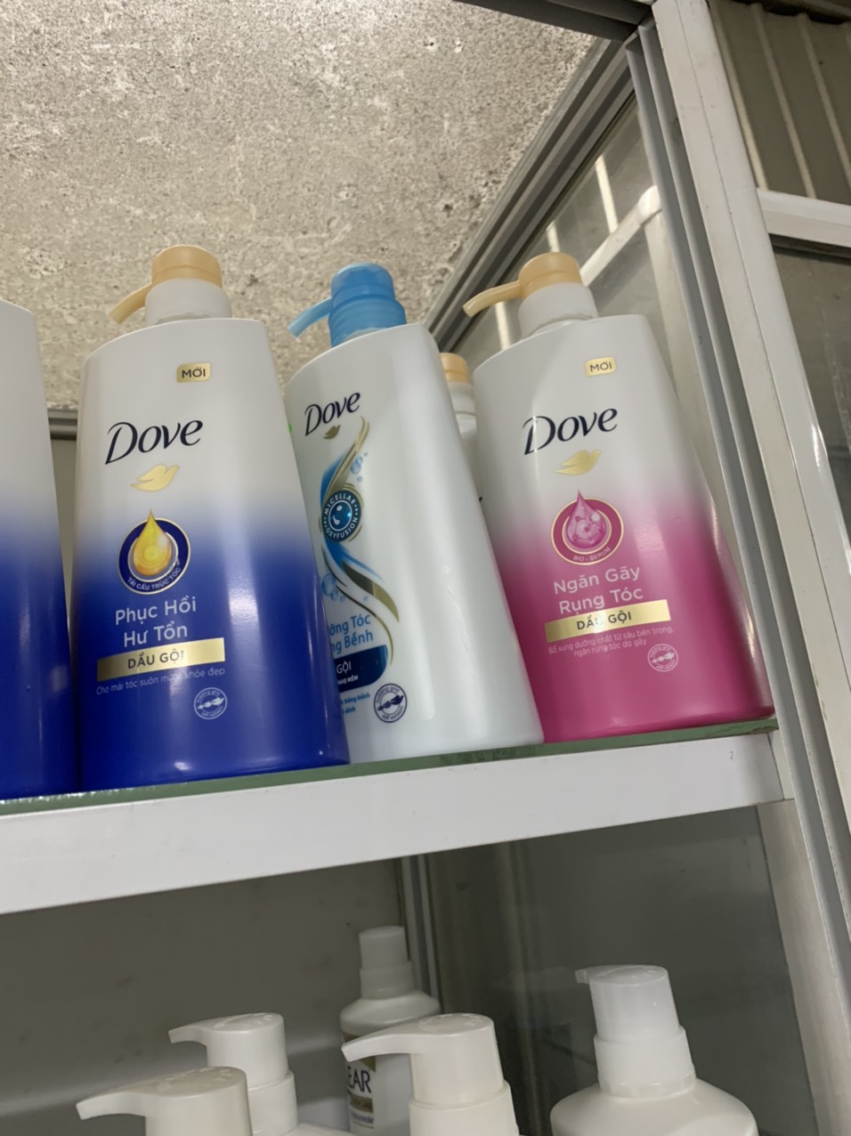 Dầu gội dove phục hồi tóc hư tổn 640g / dầu gội dove dưỡng ẩm bồng bềnh 640g