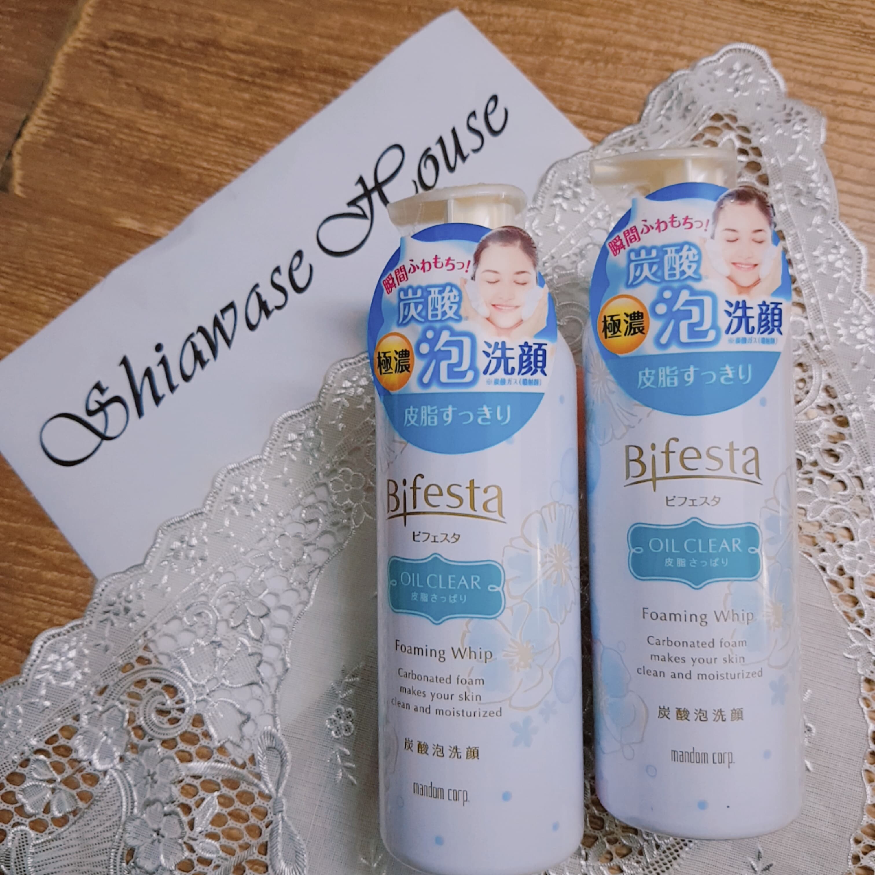 Sữa rửa mặt tạo bọt Cacbonat Bifesta 180g OIL CLEAR