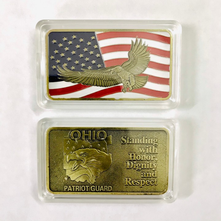 [HCM]Medal Hình Đại Bàng và Cờ Mỹ Màu vàng ánh kim- TMT Collection - SP005208