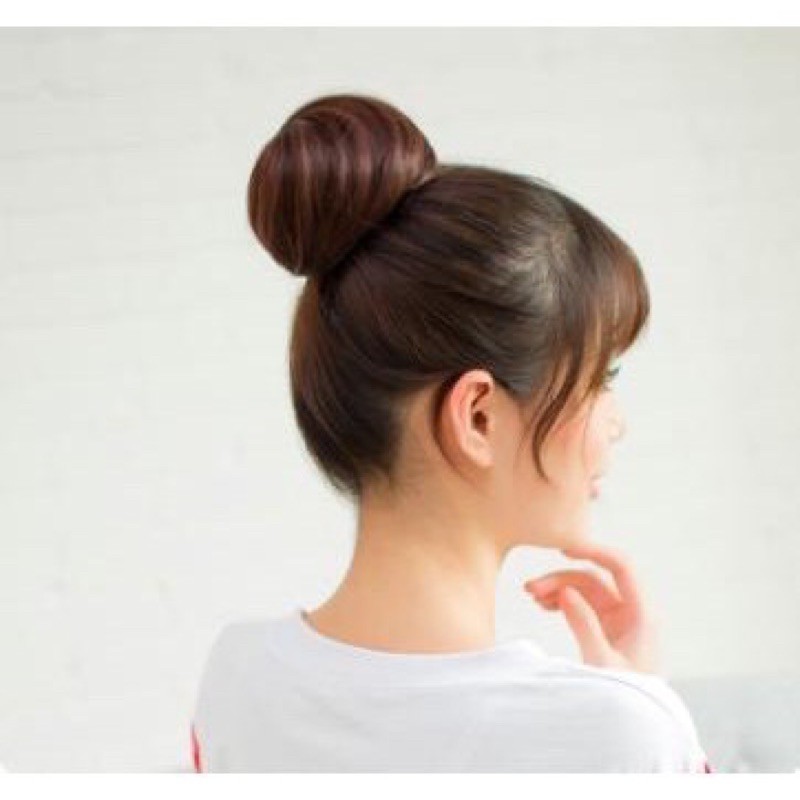 Tóc giả búi tròn