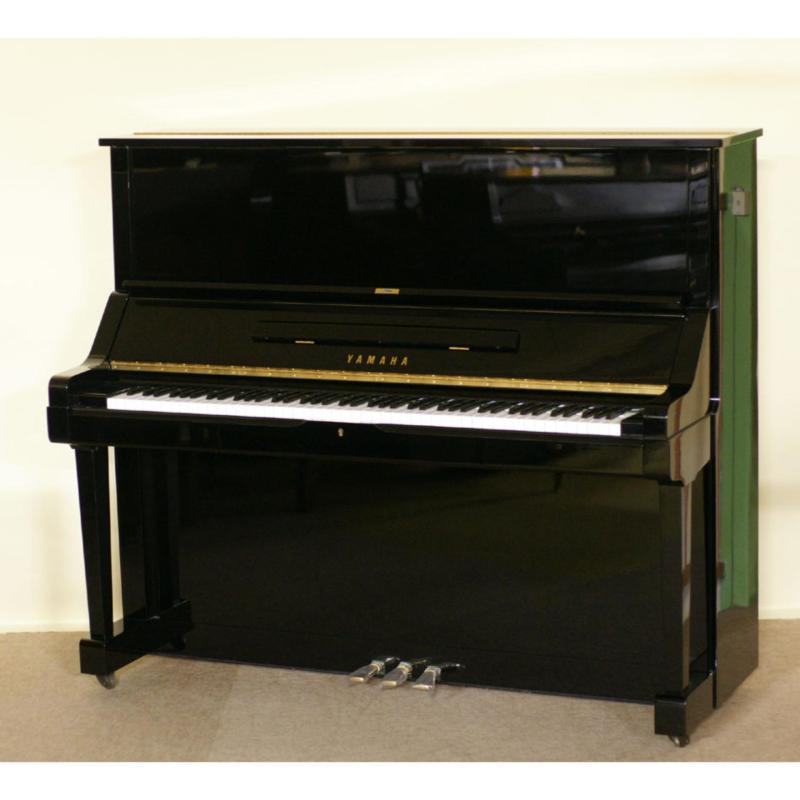 ĐÀN PIANO YAMAHA UX