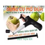 Dụng cụ khui dừa tiện dụng