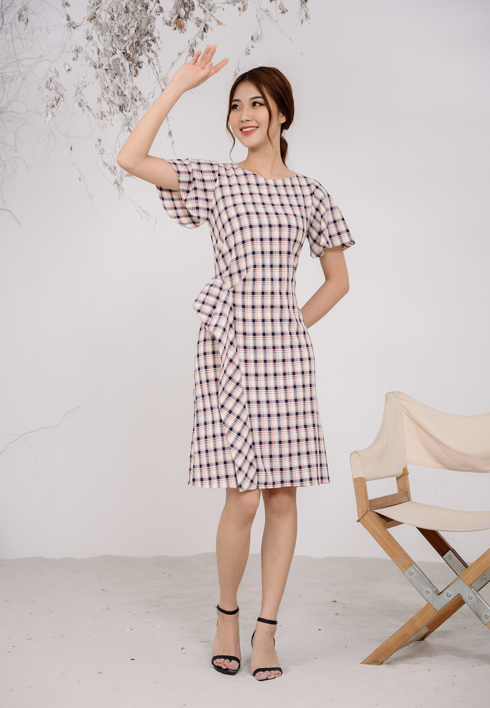 Đầm kẻ caro Mila bèo eo 20DK078HO