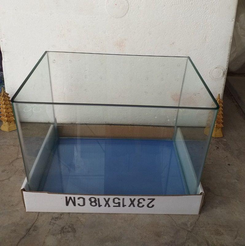 Bể cá mini đúc uốn góc cỡ 22 x 15 x 17 cm