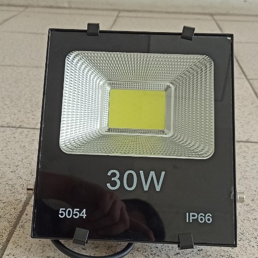 Đèn pha led 30w cho công trình bảng hiệu, trang trí sân vườn chống nước ip66