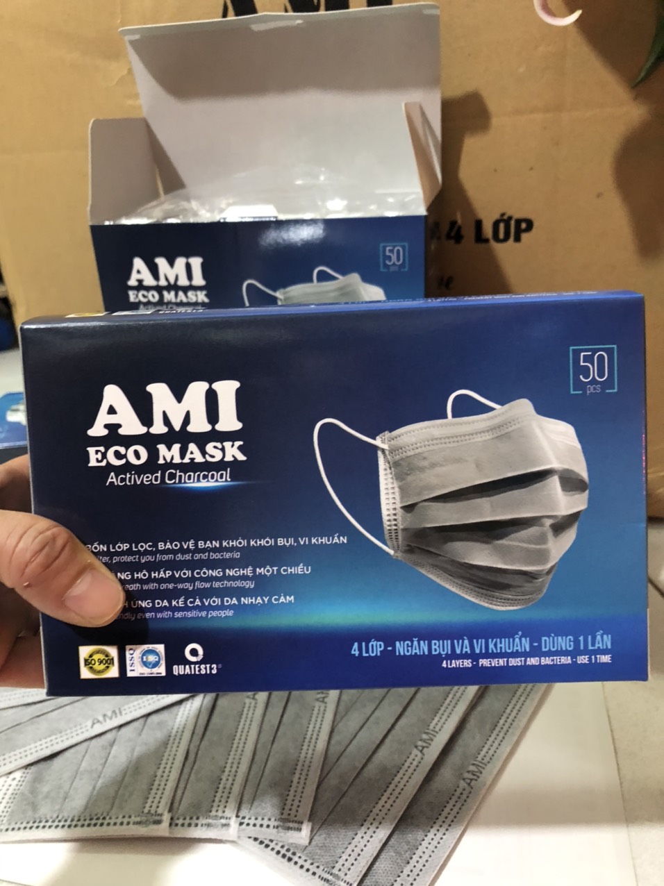 Khẩu Trang Y Tế AMI Màu Trắng 4 lớp,Than Hoạt Tính Kháng Khuẩn (50 Chiếc/1 Hộp)