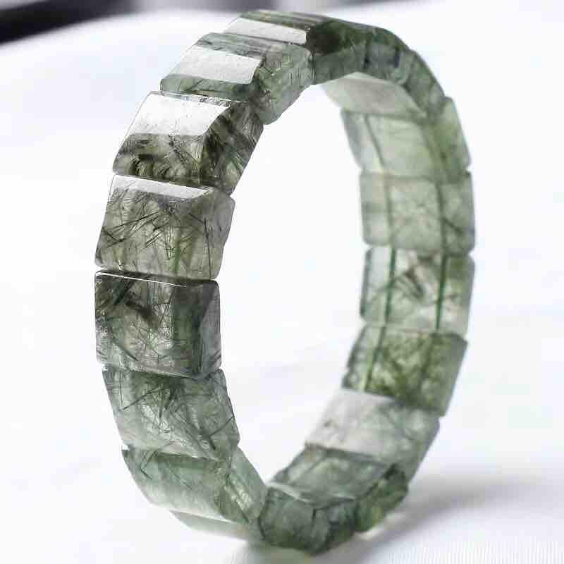 [HCM]Vòng Thạch Anh Tóc Xanh Tự Nhiên Bản Dẹp Cho Người Mệnh Mộc Hoả