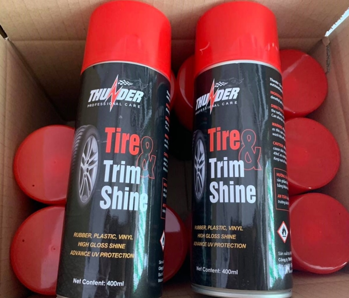 [HCM]Chai Xịt Dưỡng Nhựa Nhám Vỏ Xe Thunder Tire & Trim Shine 400ml Chuyên Làm Bóng Nhựa Đen Và Vỏ Xe Giữ Được Độ Bền Cao Nhất