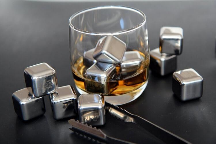 Đá vĩnh cửu khay 8 viên - đá vĩnh cửu inox 304 làm lạnh lâu, an toàn tuyệt đối - đá lạnh tự nhiên không tan , giữ trọn hương vị cho đồ uống gi gi store