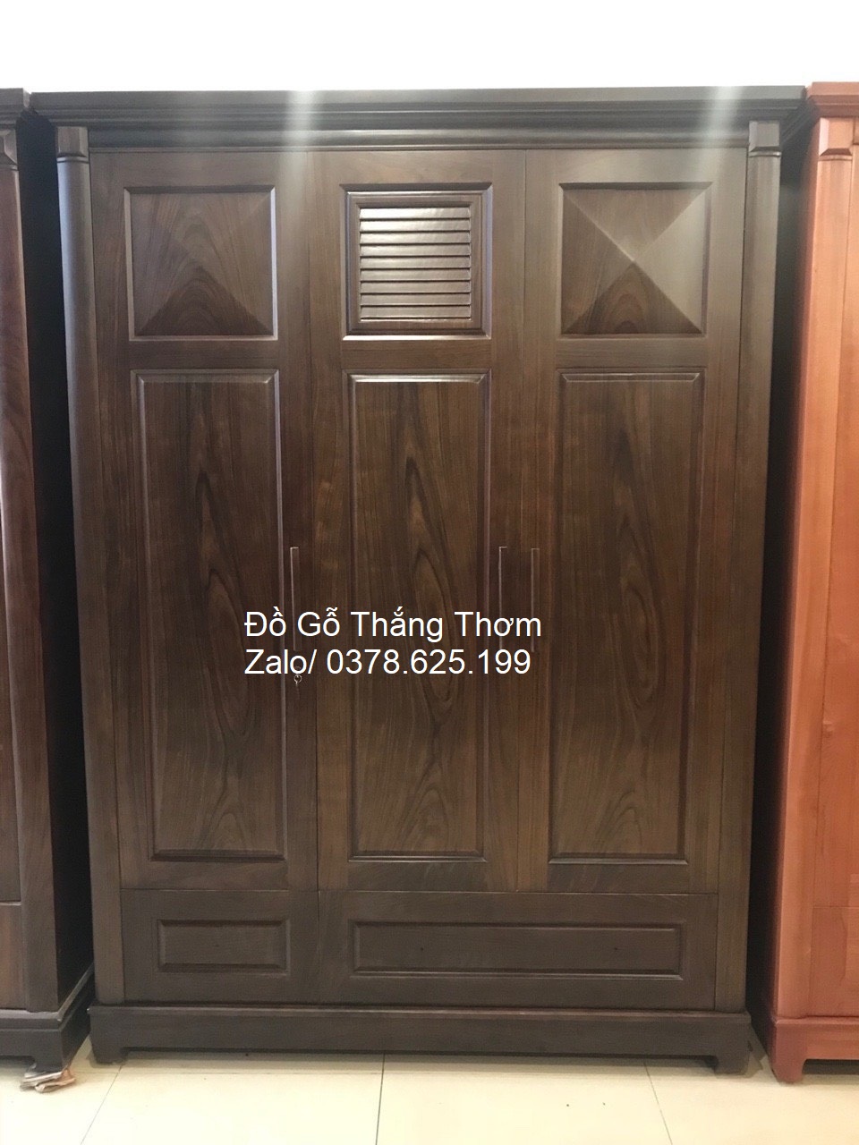 tủ quần áo gỗ sồi 3 cánh phun màu óc chó giá thật