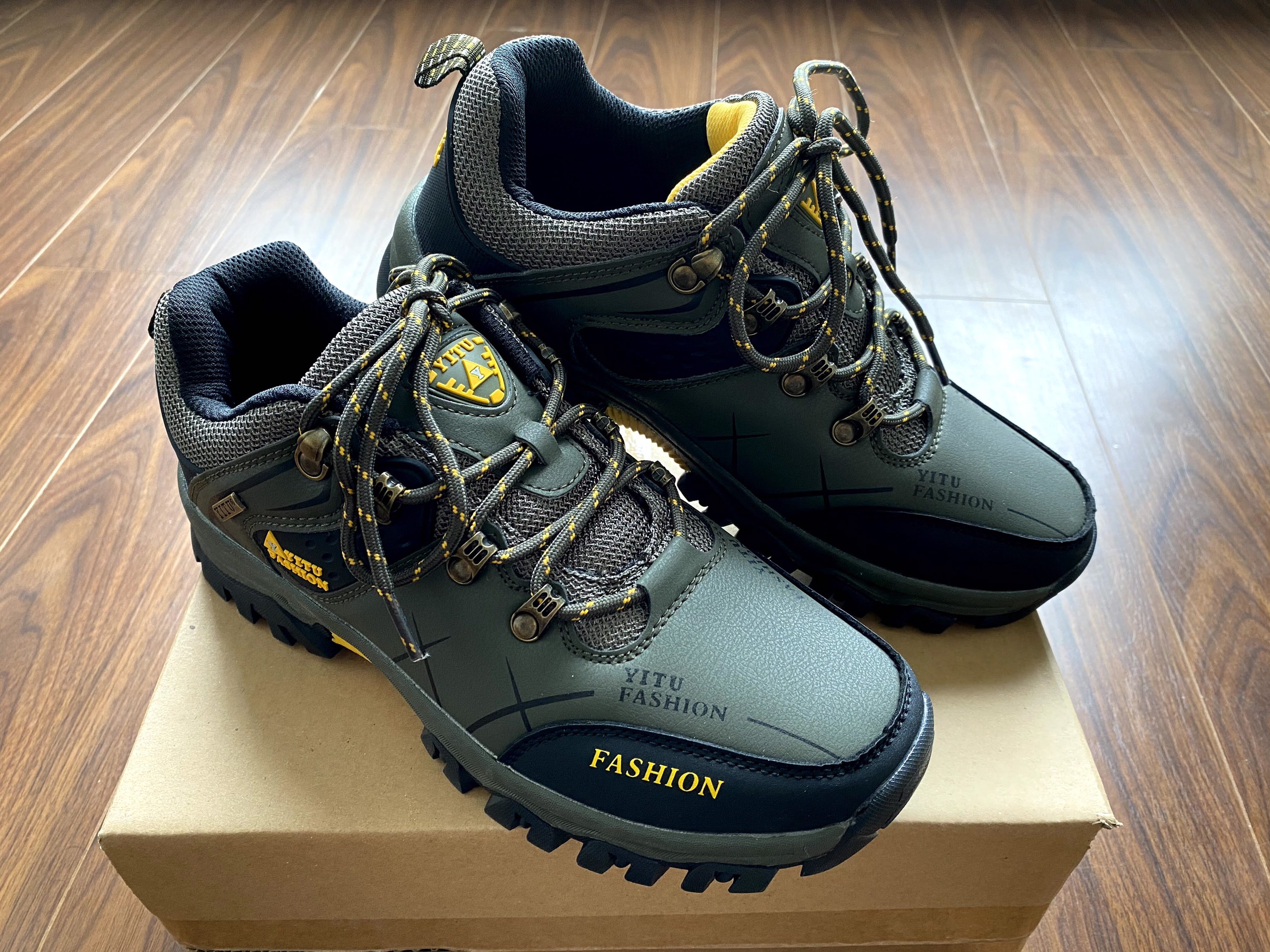 💙 ƯU ĐÃI CUỐI NĂM 💙 Giày Leo Núi - Chống Thấm , Giày Leo Núi Chống Trượt, Giày Đi Phượt, Đi Địa Hình Khó