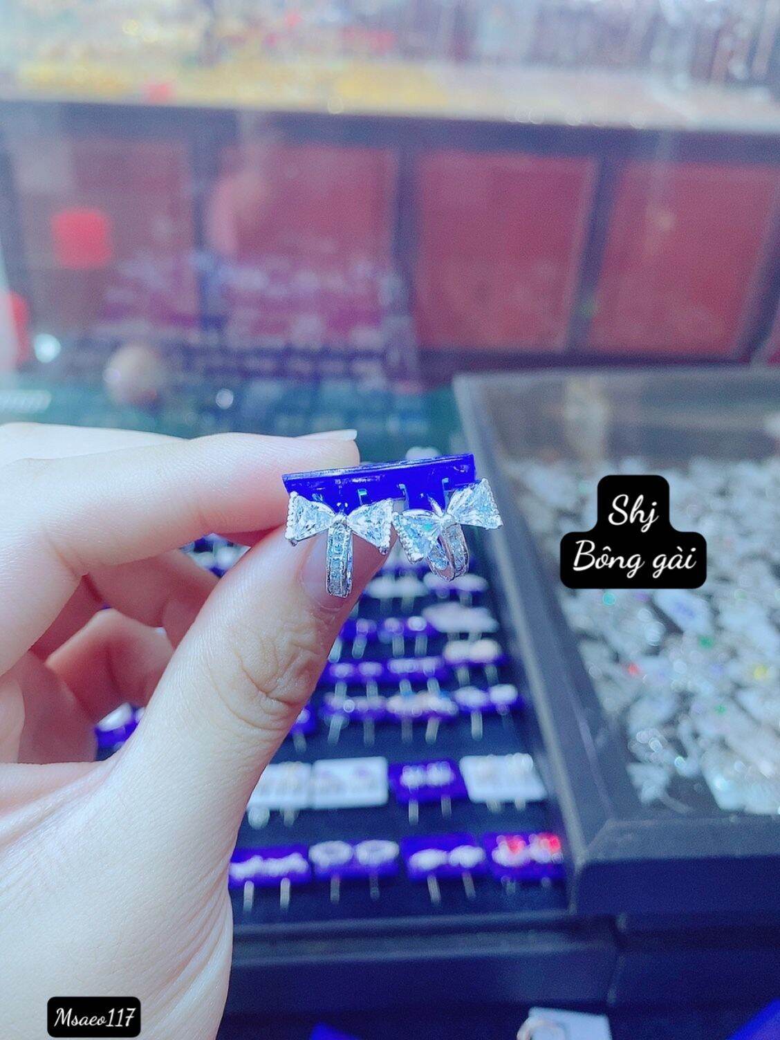 Bông tai nơ bạc ta cho bé SHJ