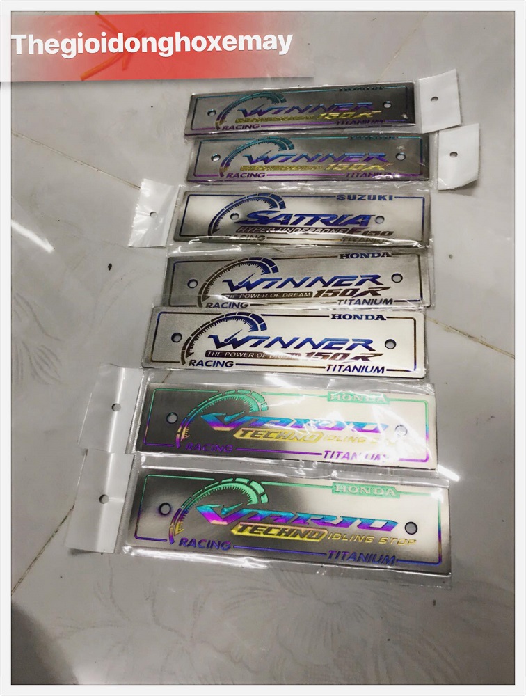 Bảng Tên Titan inox Cao Cấp gắn mọi loại xe + tặng kèm 2 ốc titan proti