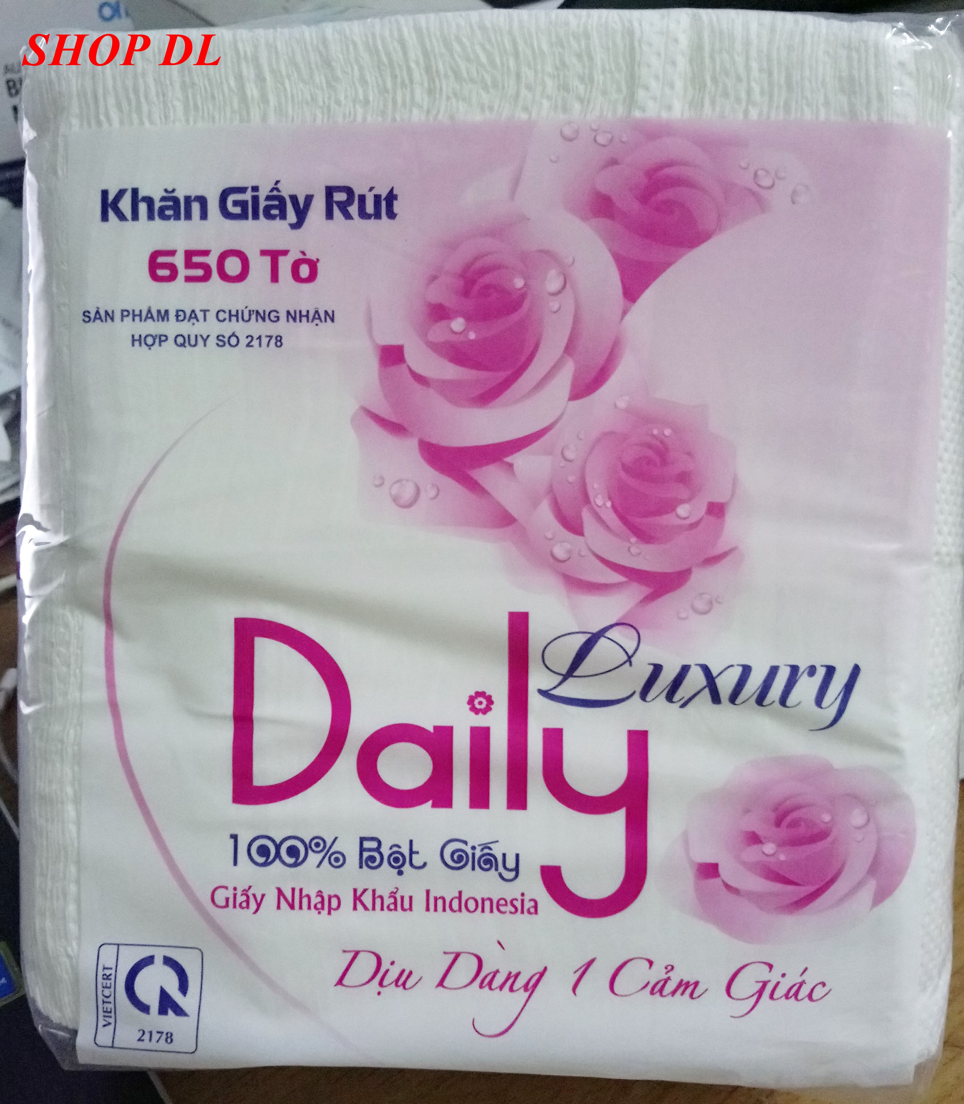 Khăn giấy rút Daily (650 tờ/bịch) phù hợp với mọi loại hộp vuông trên thị trường