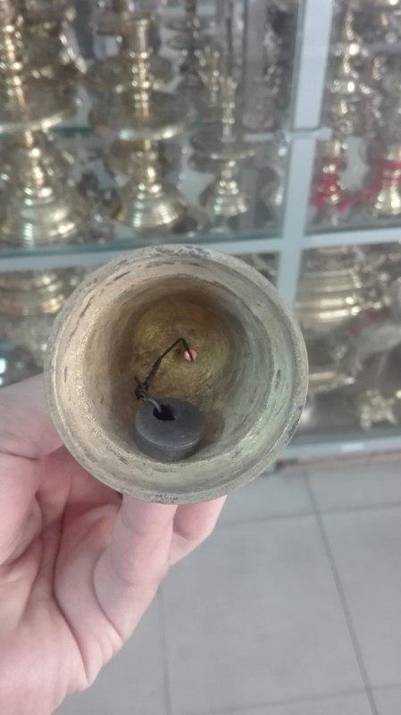 Chuông lắc đồng nhỏ