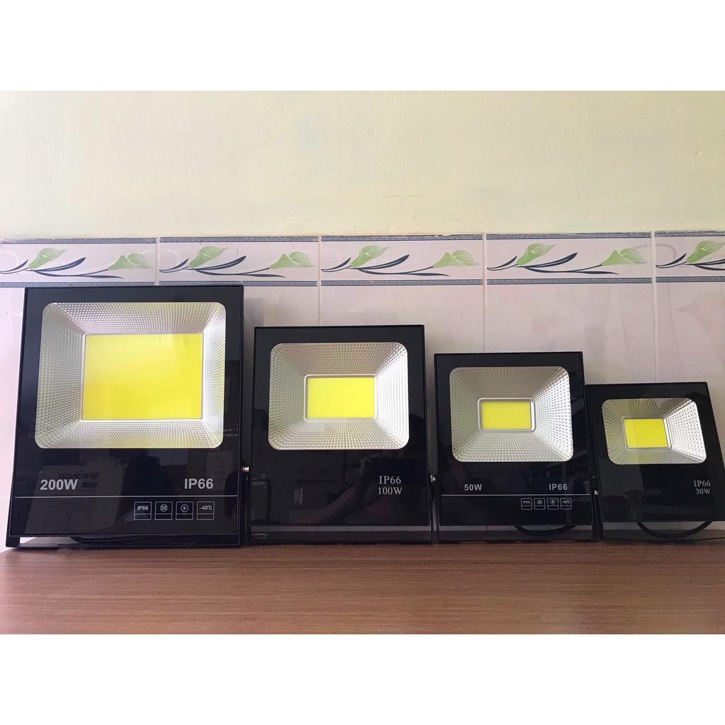 Đèn pha led ngoài trời - 20w - 30w - 40w - 50w-100w . chiếu sáng bảng hiệu . sân vườn - trang trại