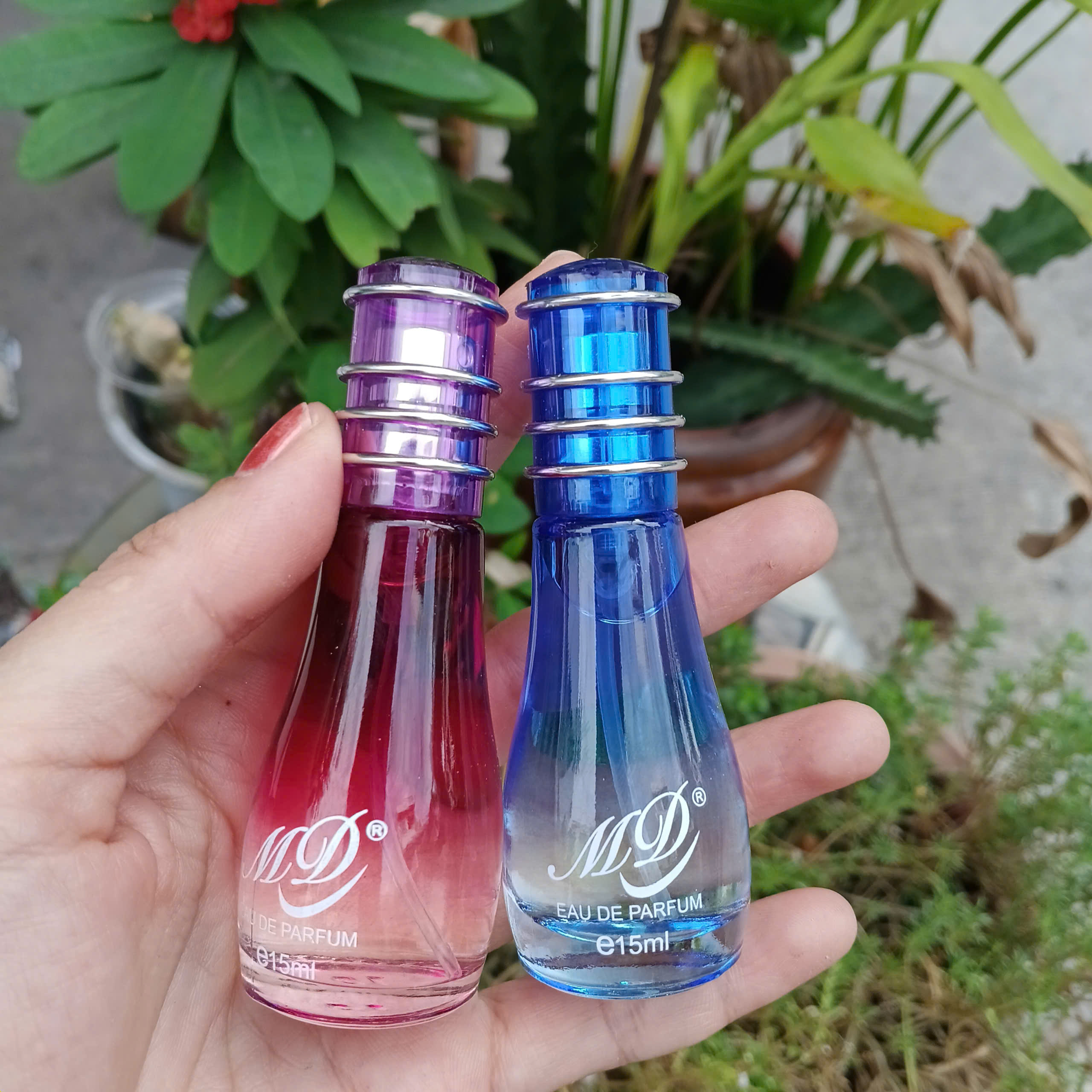 Nước Hoa Cao Cấp Quang Đức Natural Spray Nguyên Liệu Từ Pháp Hương Nhẹ Dịu Lôi Cuốn Tinh Tế Tươi Mát 15ml
