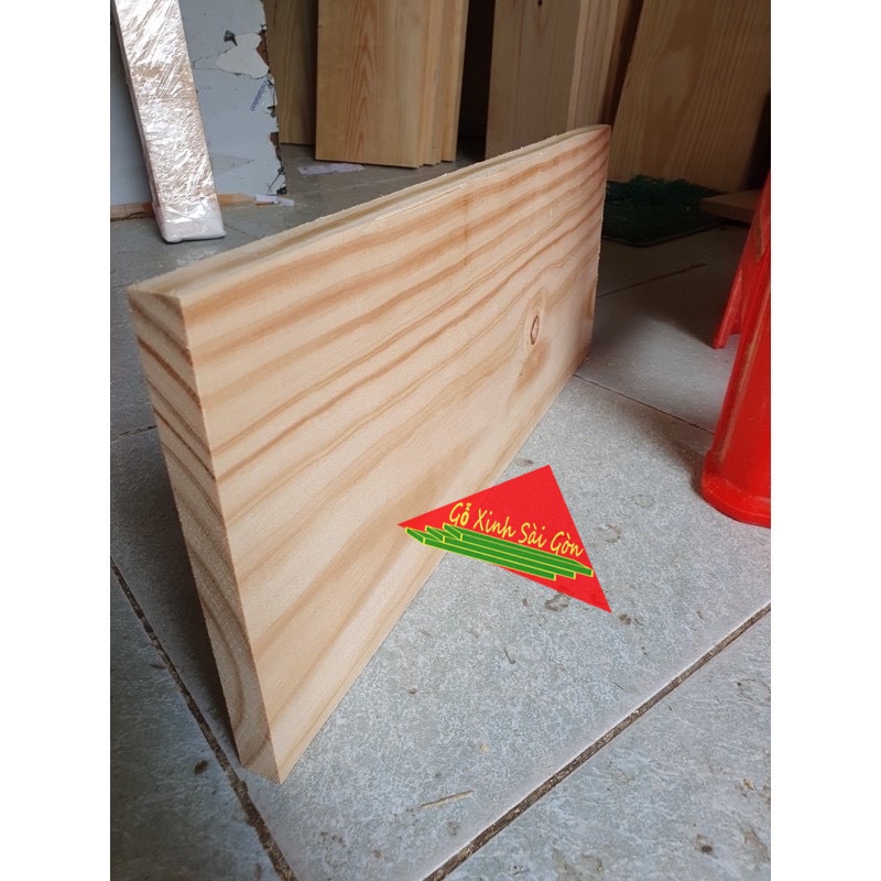 Gỗ thông tấm mặt rộng 20cm, dài 60cm, dày 2cm bào láng 4 mặt đẹp thích hợp  làm kệ, trang trí,đóng vật dụng, ốp tường,..