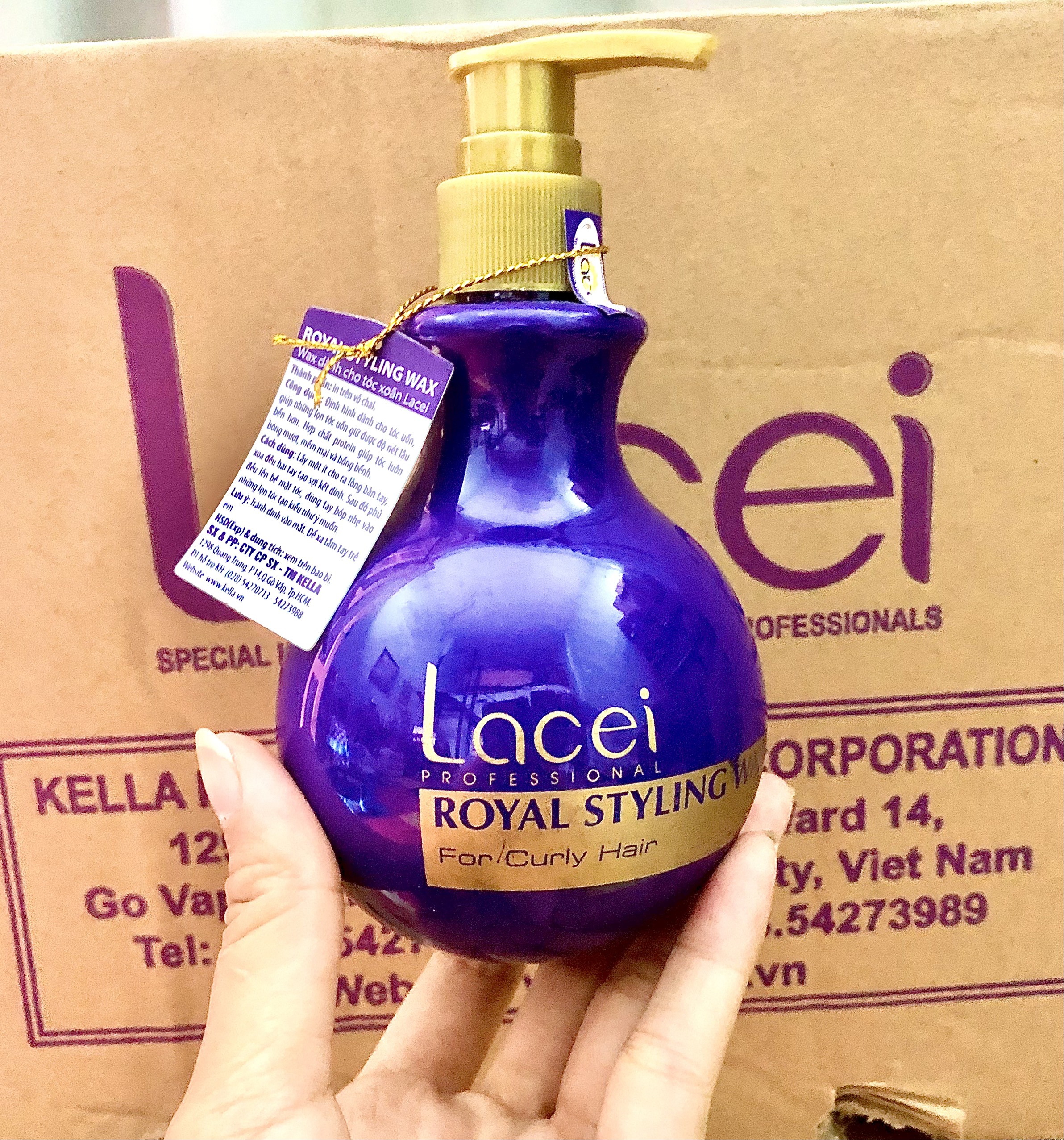 Wax tạo kiểu tóc xoăn lacei royal styling wax 300ml