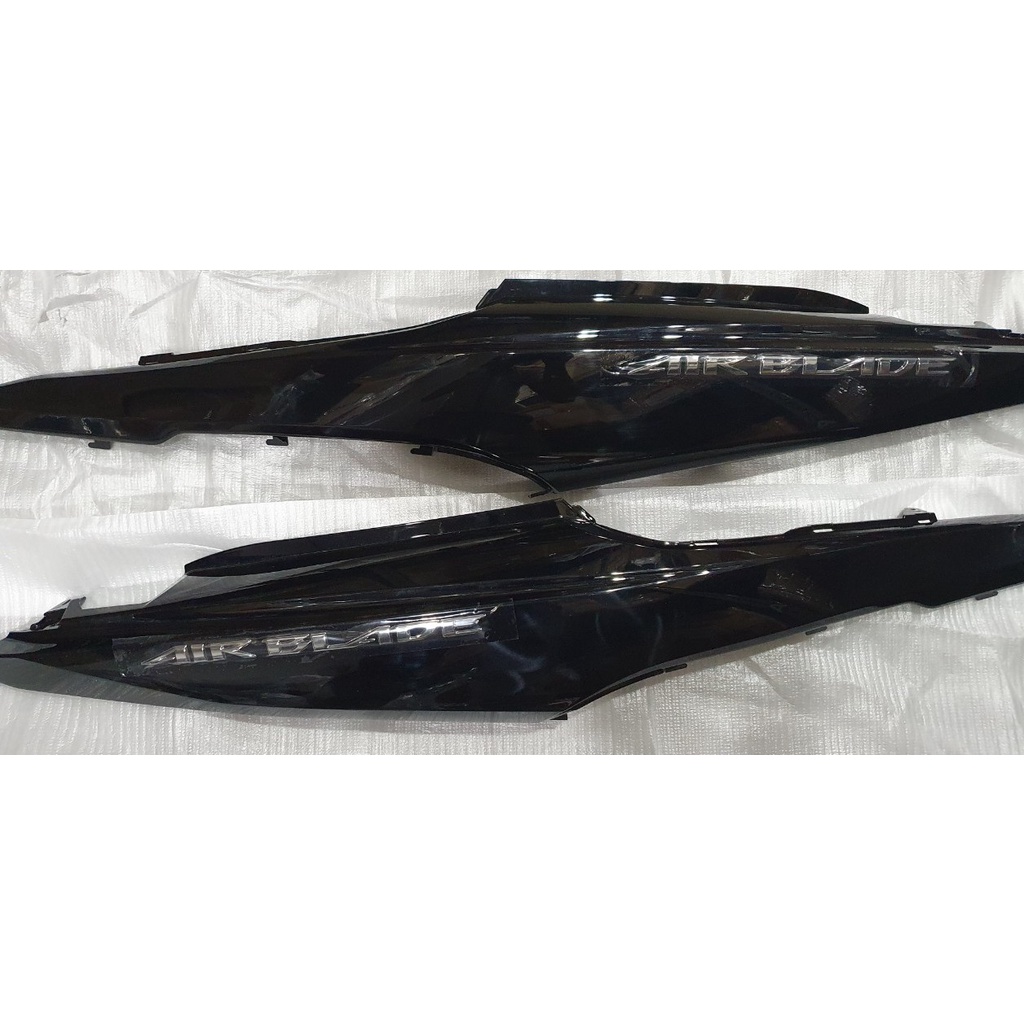 A ốp bụng sườn sau ab air blade 125 2013 2014 2015
