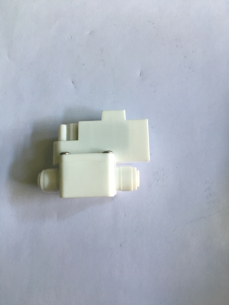 Van áp cao dùng cho máy lọc nước.