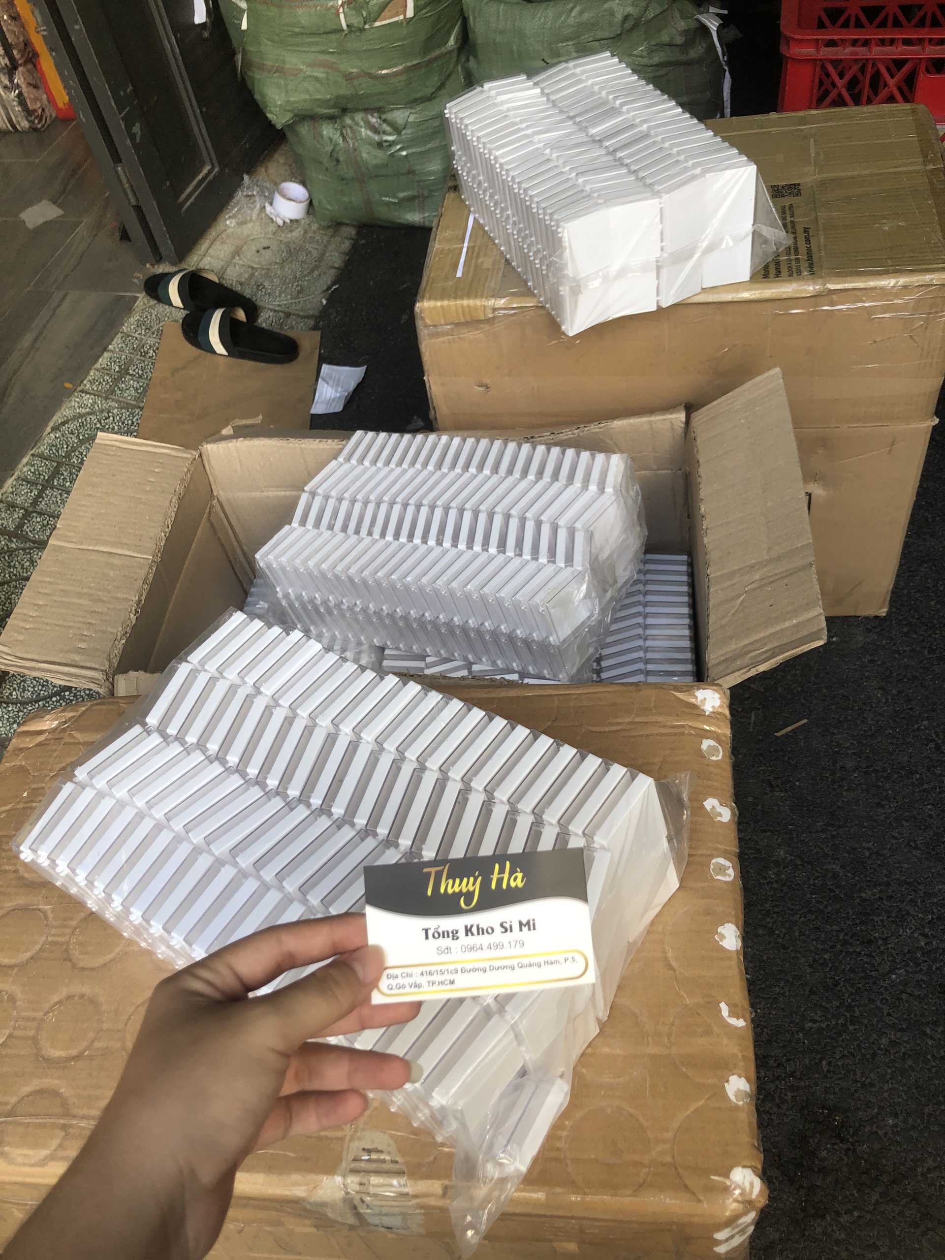 Hộp vuông đựng mi fan, đựng nail box_mi khay_mi fan_dụng cụ mi_thúy hà
