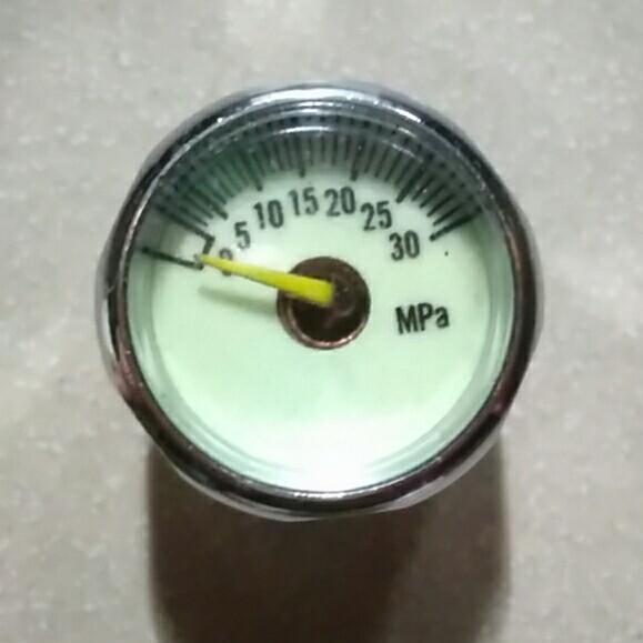 Đồng hồ 30mpa chân 10mm