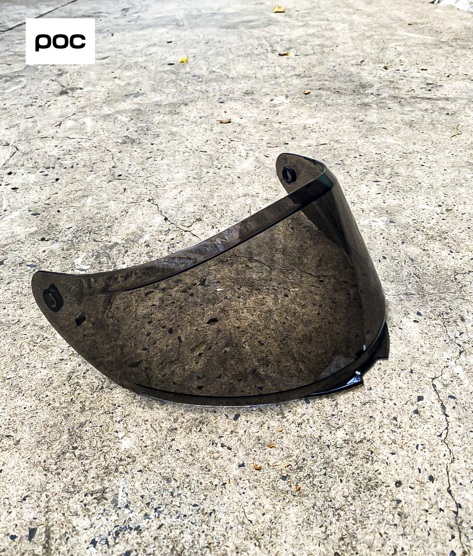 KÍNH ĐEN GẮN NÓN BẢO HIỂM ROC 01 và YOHE 978, 977, 981 ( gắn chung được)