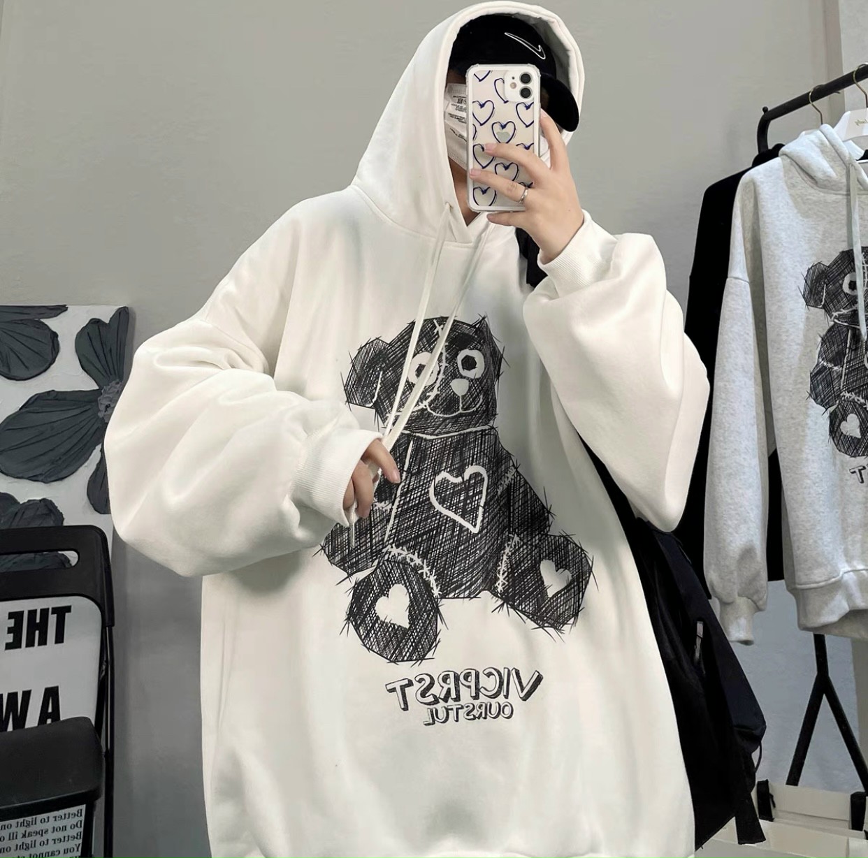 Áo khoác nỉ hoodies sweater nam nữ, in hình gấu siêu dễ thương, chất thun nỉ cao cấp, tay bồng from rộng siêu xinh. ut