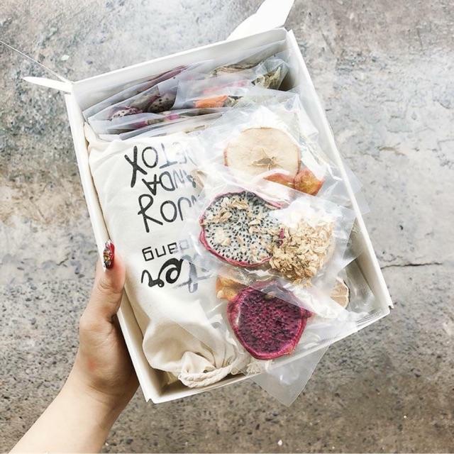 Hộp 30 Set Gói Trà Detox hoa quả sấy khô giảm cân, DETOX KOREA Tặng bình thủy tinh 500ml (ảnh thật) - PKCB