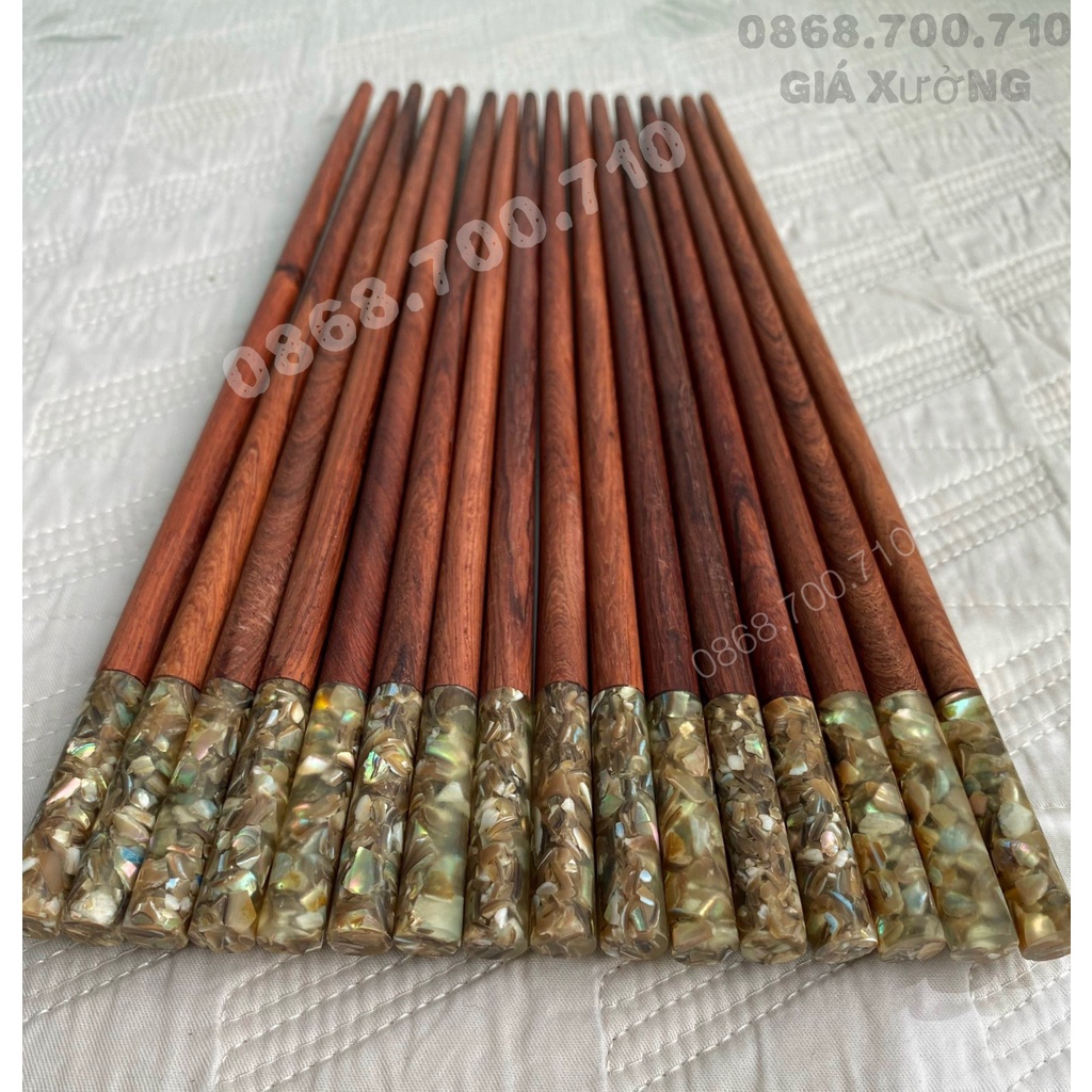 Đũa gỗ cẩm lai cao cấp đầu tròn gắn ốc biển singapore - 10 đôi có hộp