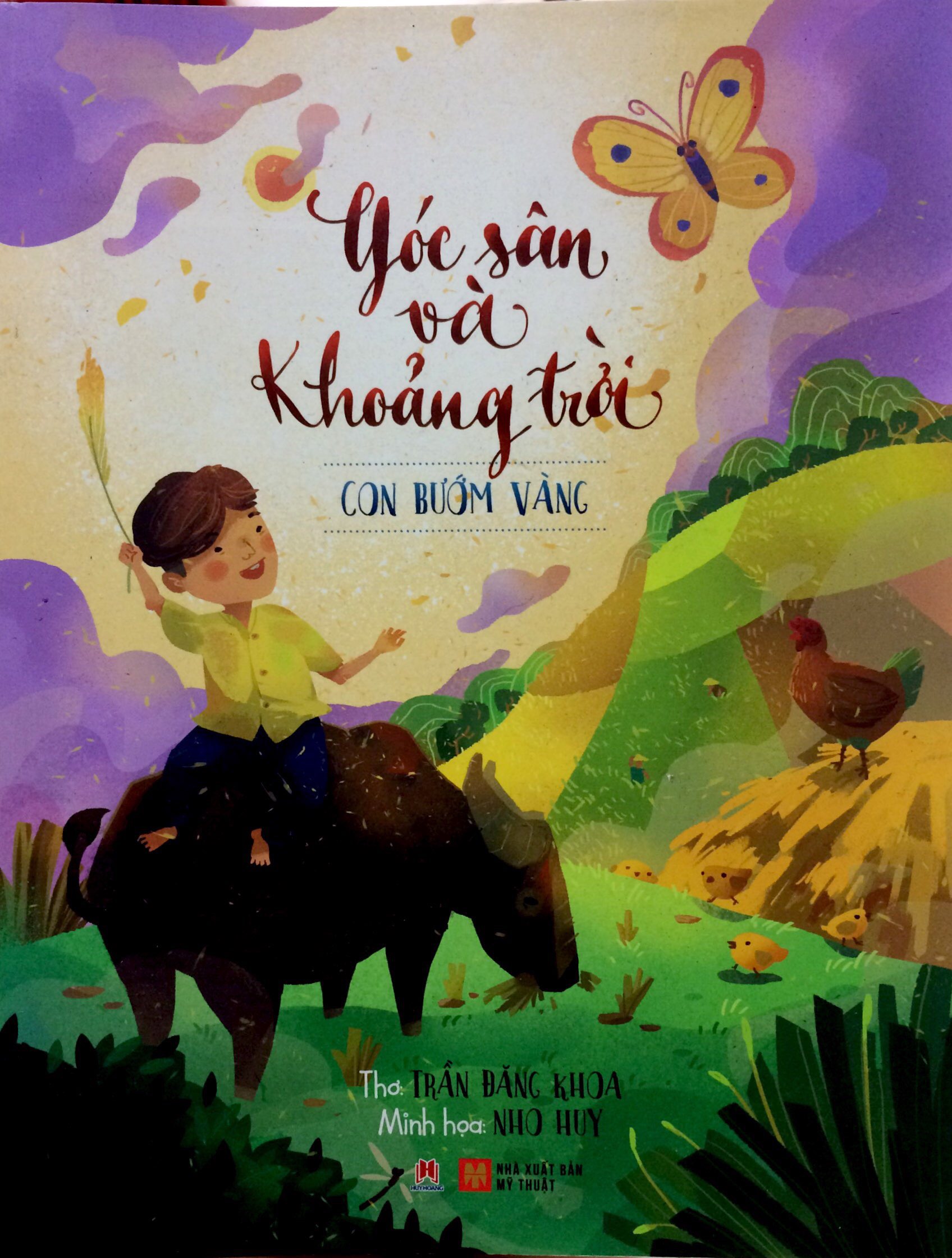 Fahasa - Góc Sân Và Khoảng Trời - Con Bướm Vàng