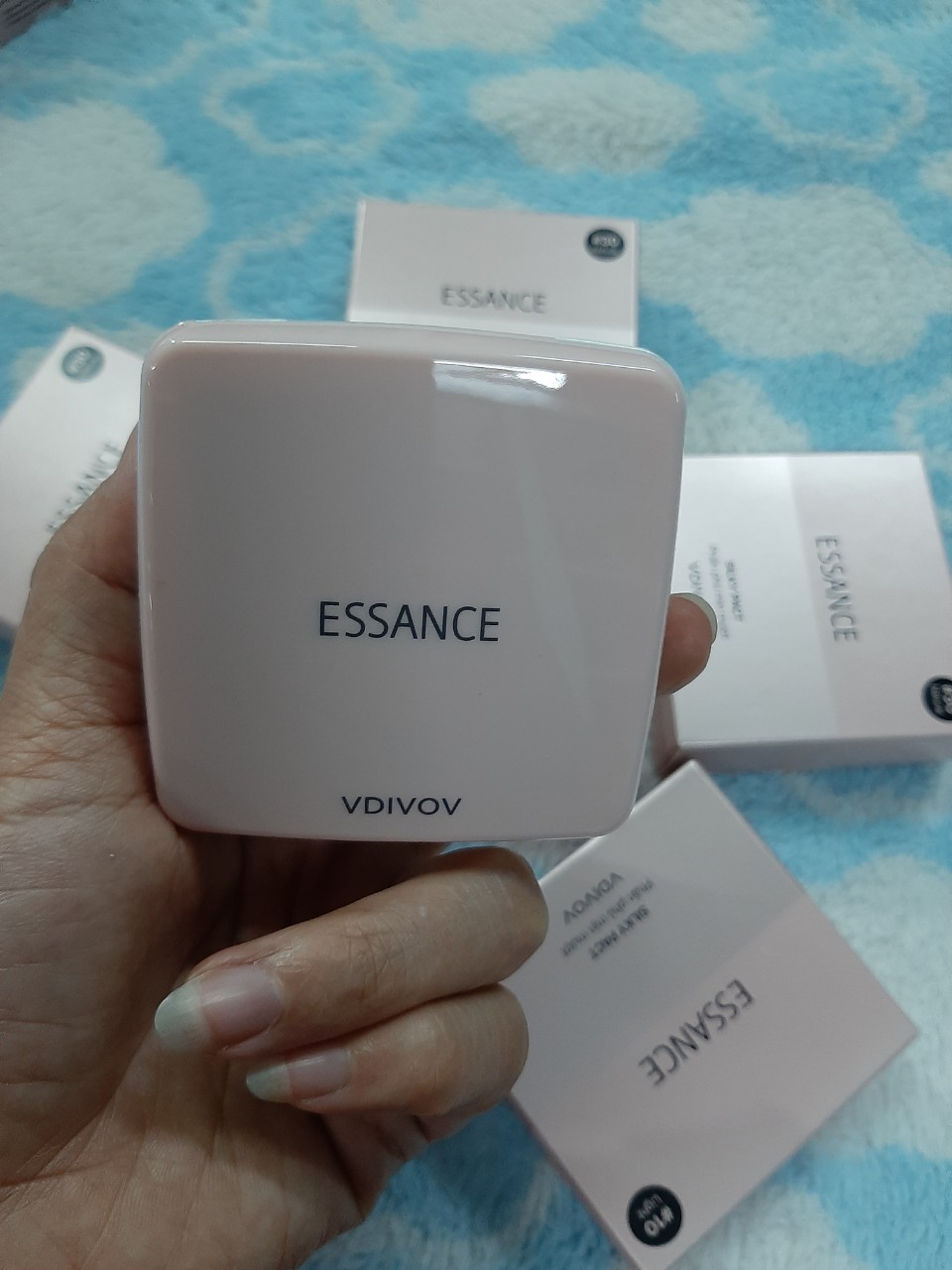 Phấn Phủ Essance Mịn Mượt Màu Tự Nhiên