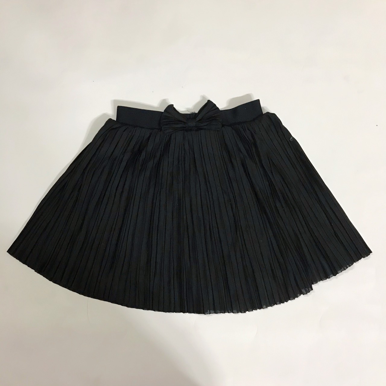 [HCM]chân váy đen dập li bé gái 20-22kg