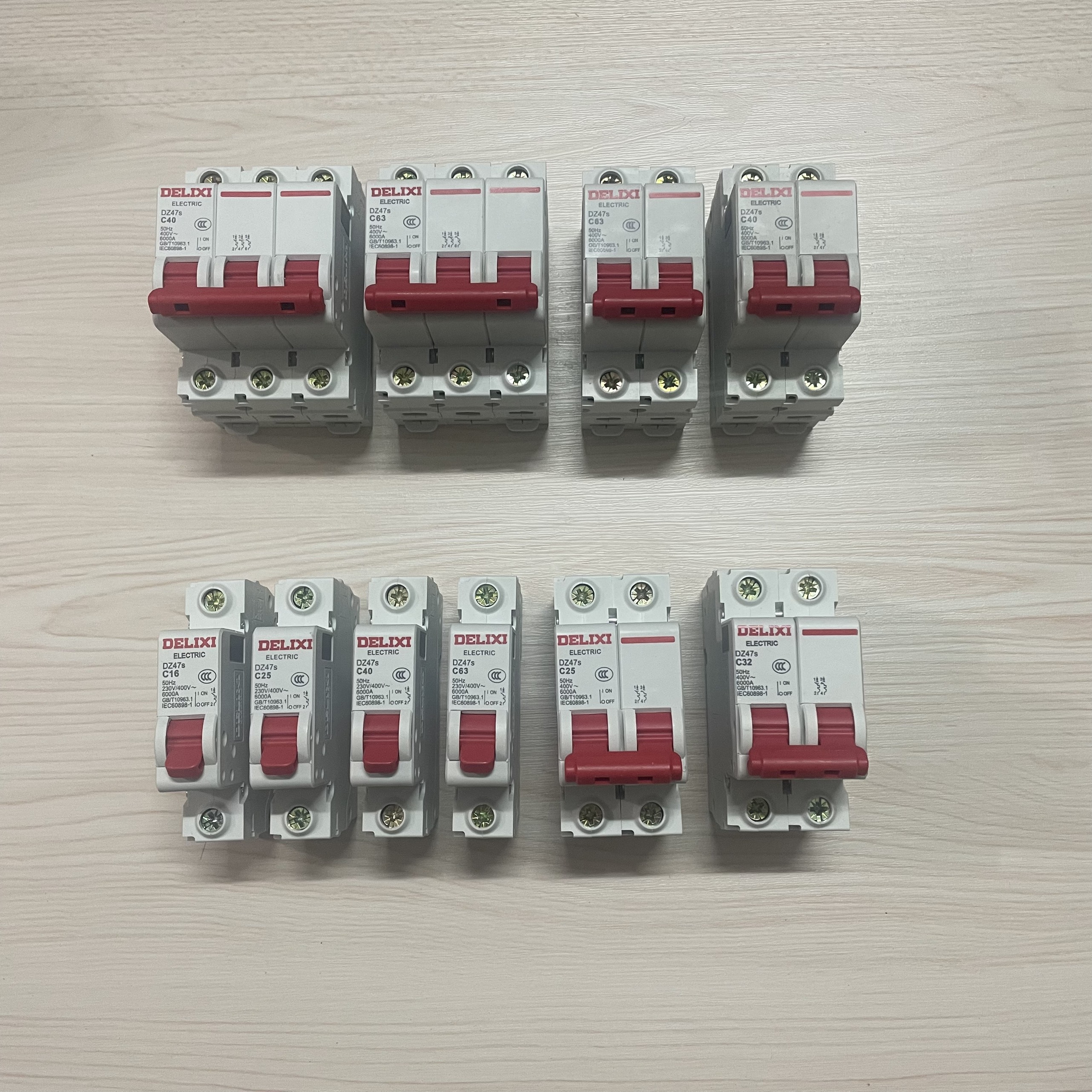 Aptomat delixi 1p-2p-3p chuẩn chính hãng 16a-20a-32a-40a-63a