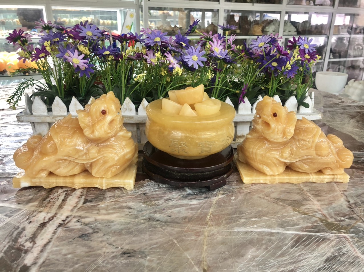 Bộ combo Tỳ Hưu dài 15cm và Bát tụ bảo, bát tụ tài, bát tụ lộc, bát vàng phong thủy đường kính 12 cm chiêu nạp tài lộc