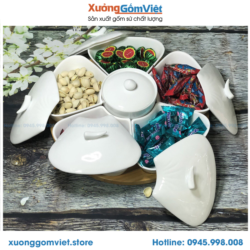 Khay đựng mứt tết bằng sứ Bát Tràng màu trắng 5 cánh tặng kèm đế sang trọng