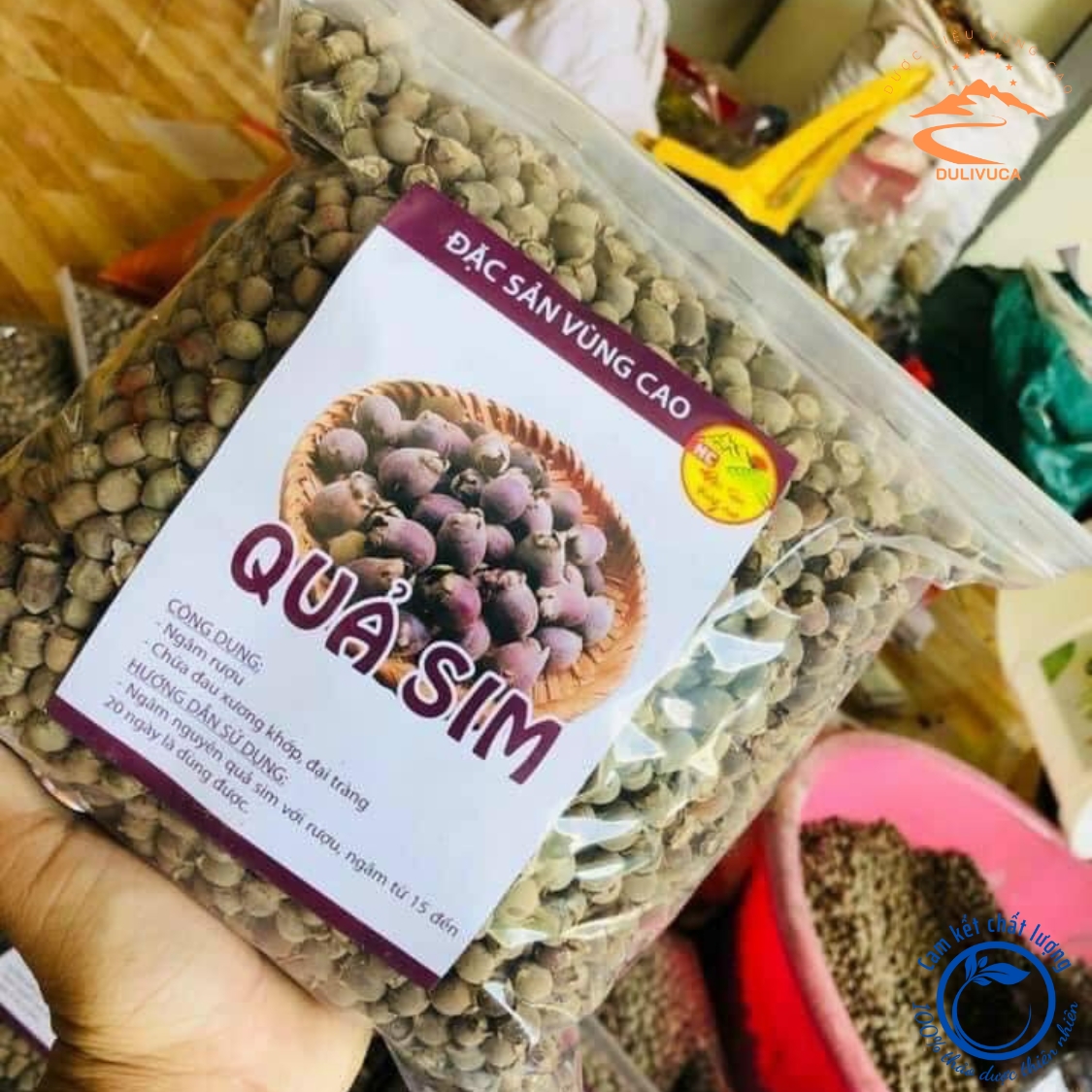 Quả sim rừng khô Tây Bắc ngâm rượu loại 1 người dân thu hái, phơi, sấy khô từ sim rừng tươi chín đen