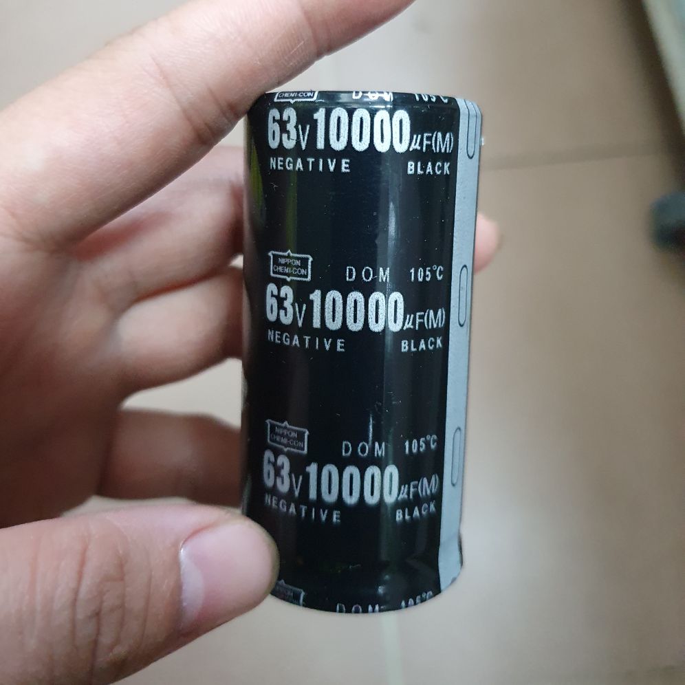 Tụ âm ly 10.000mi 63v giá bán 2 con