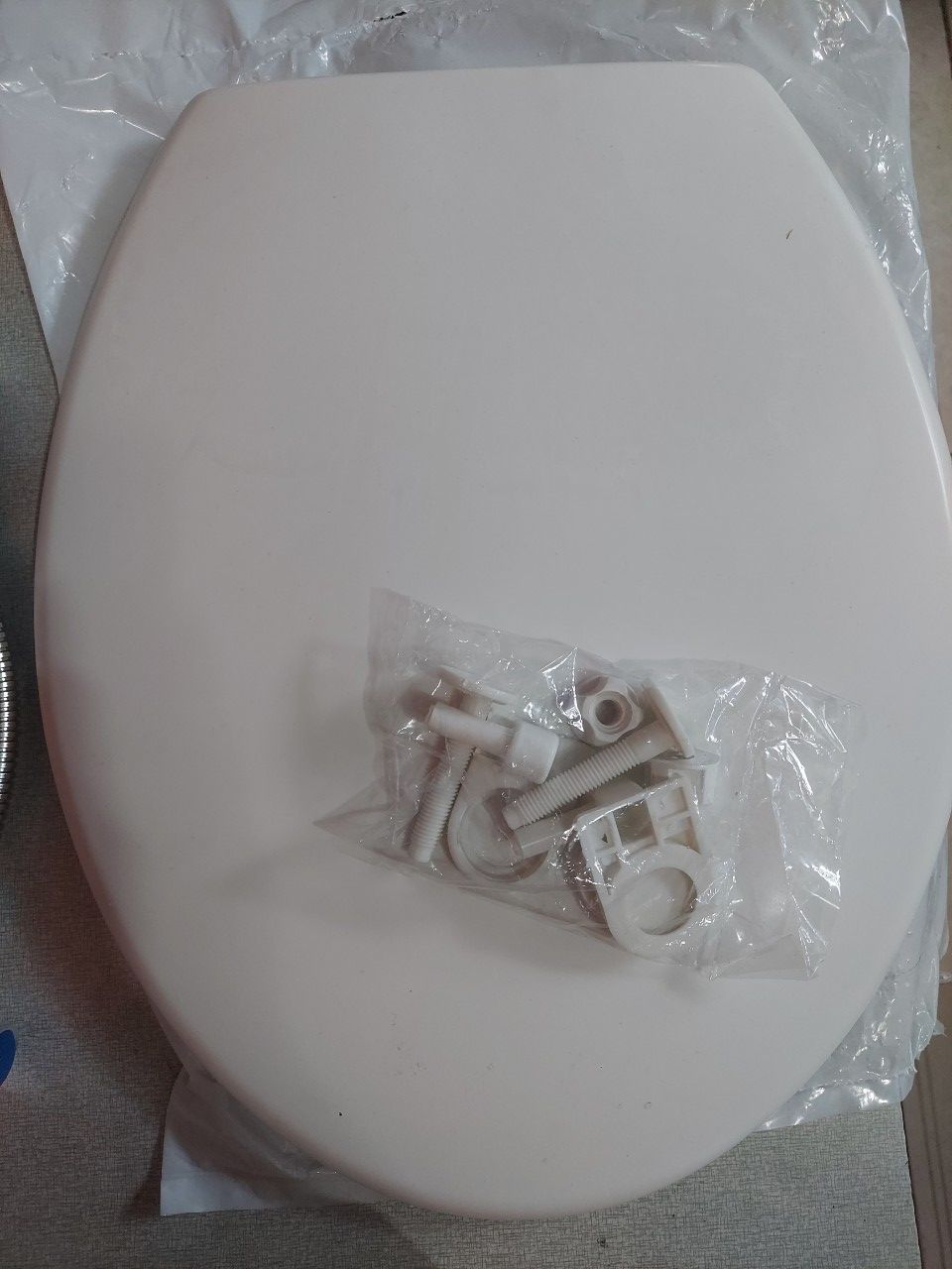 Nắp bồn cầu
