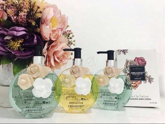 Sữa tắm nước hoa 3 Bông Hoa 400ml. Lưu hương lâu