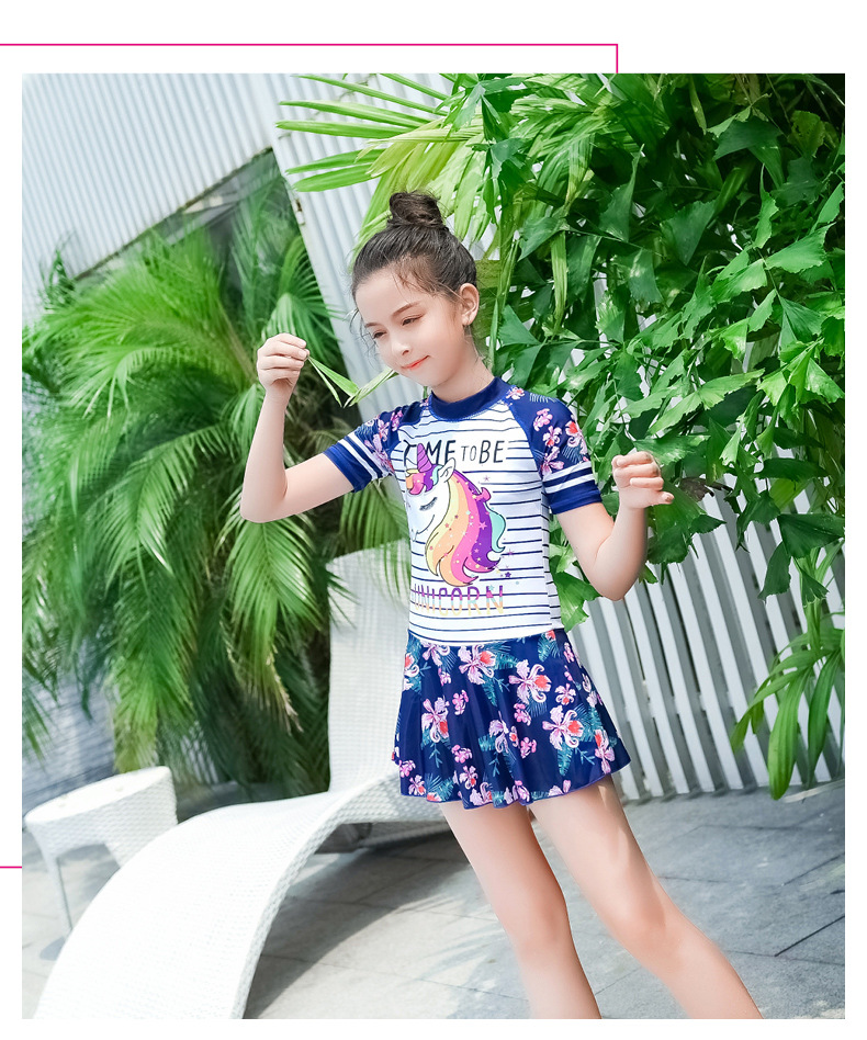 Đồ bơi dáng váy bé gái có size lớn cho bé từ 20-50kg