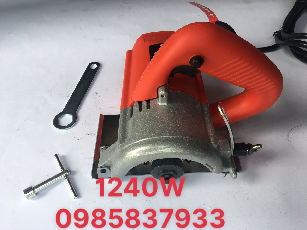 Máy cắt gạch 1240w mmc1103 tại máy ntt dùng cắt các loại vật liệu an toàn hiệu quả