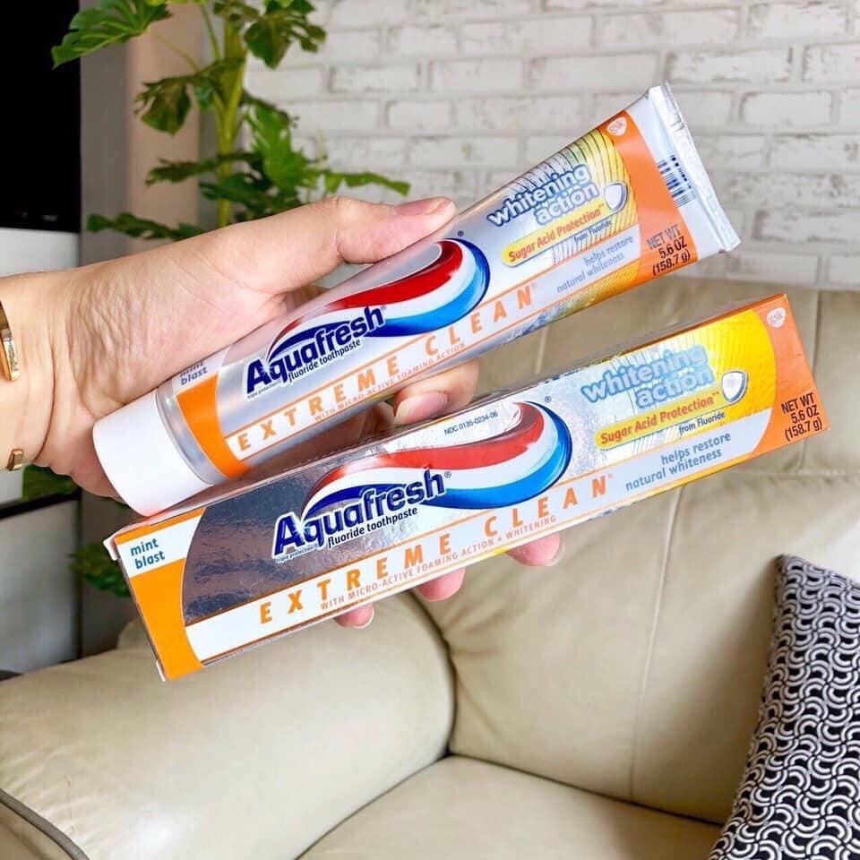 Kem đánh răng AquaFresh whitening action 158g