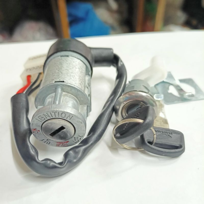 Bộ ổ khoá Wave alpha nhỏ đời đầu 2001- 2006 2 cạnh chống trộm