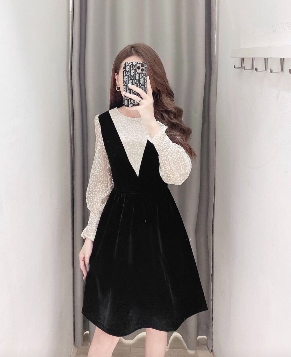 [RẺ VÔ ĐỊCH] ĐẦM VÁY NHUNG ĐEN GIẢ YẾM TAY THÊU HOA NỔI CAO CẤP HOTGIRL SANG CHẢNH ẢNH THẬT