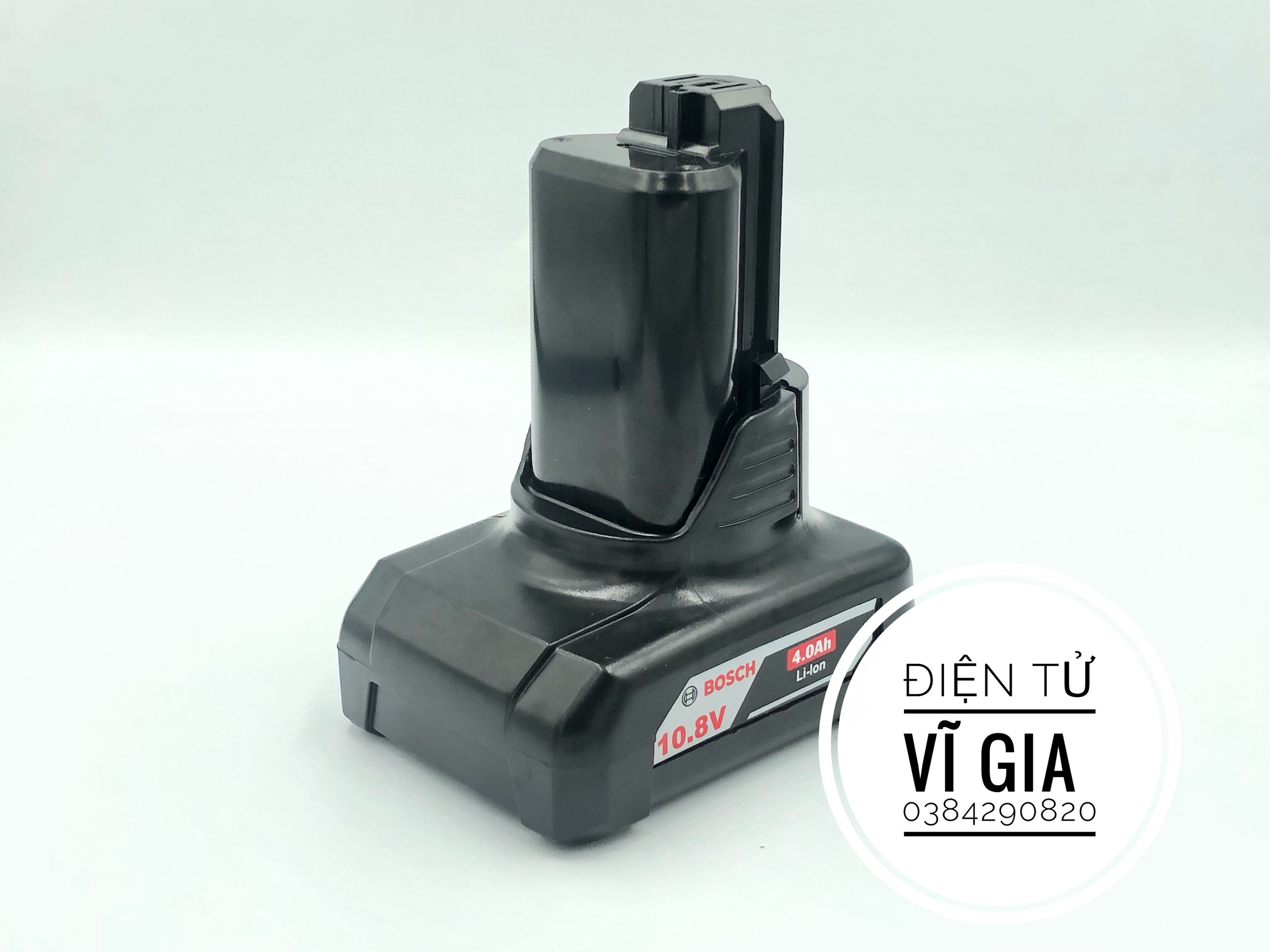 Pin bosch 10.8v - 12v đóng mới nhận sạc zin bảo hành 6 tháng