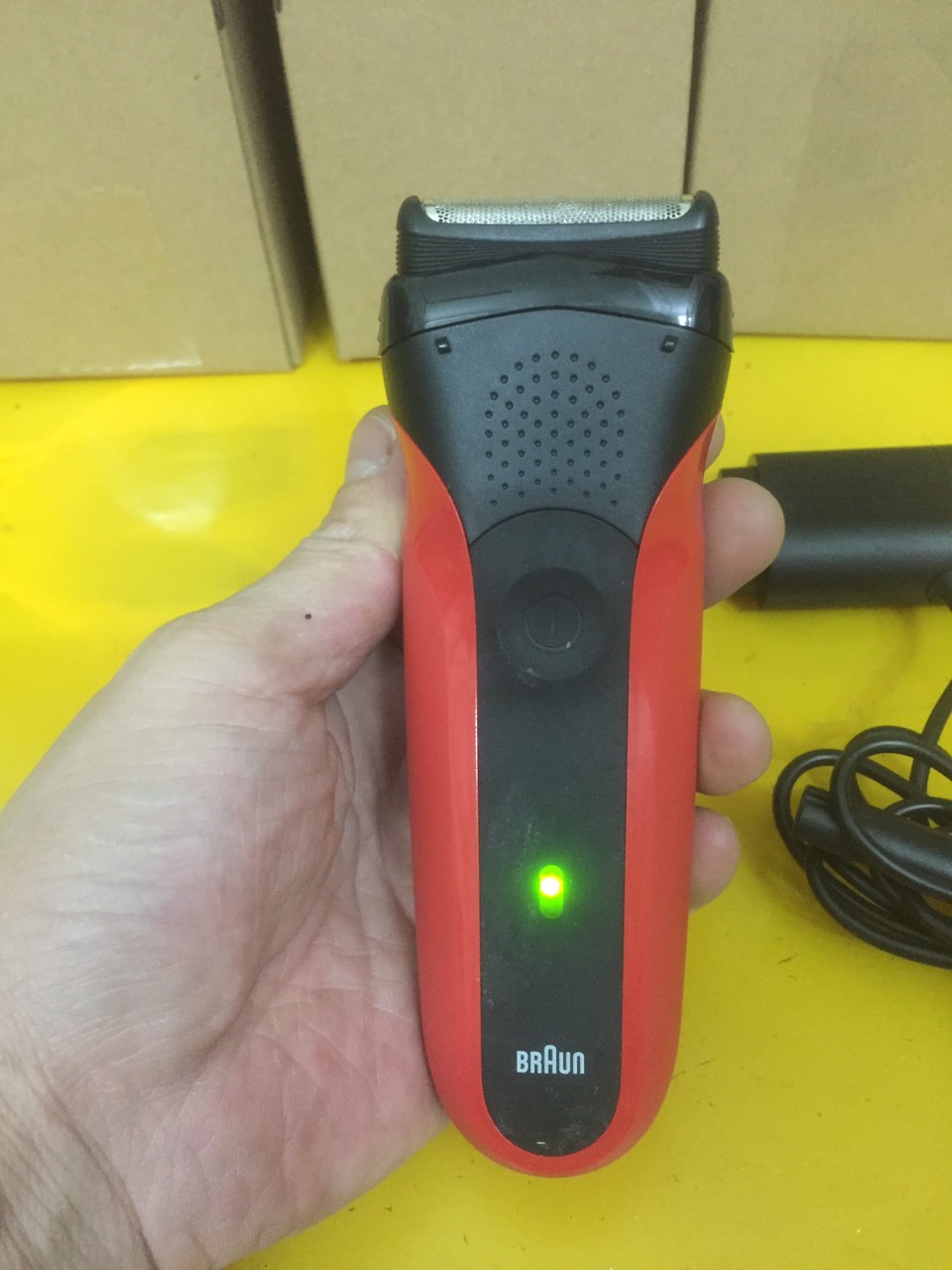 Máy cạo râu nội địa Nhật Braun S3 (mã 40)