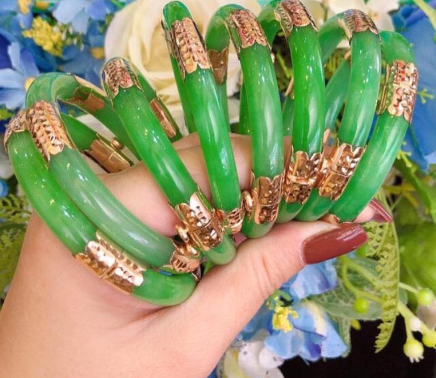 Vòng Tay Nữ Cẩm Thạch Kiểu Khóa - Mang Đi Tiệc - Đi Chơi Rất Sang