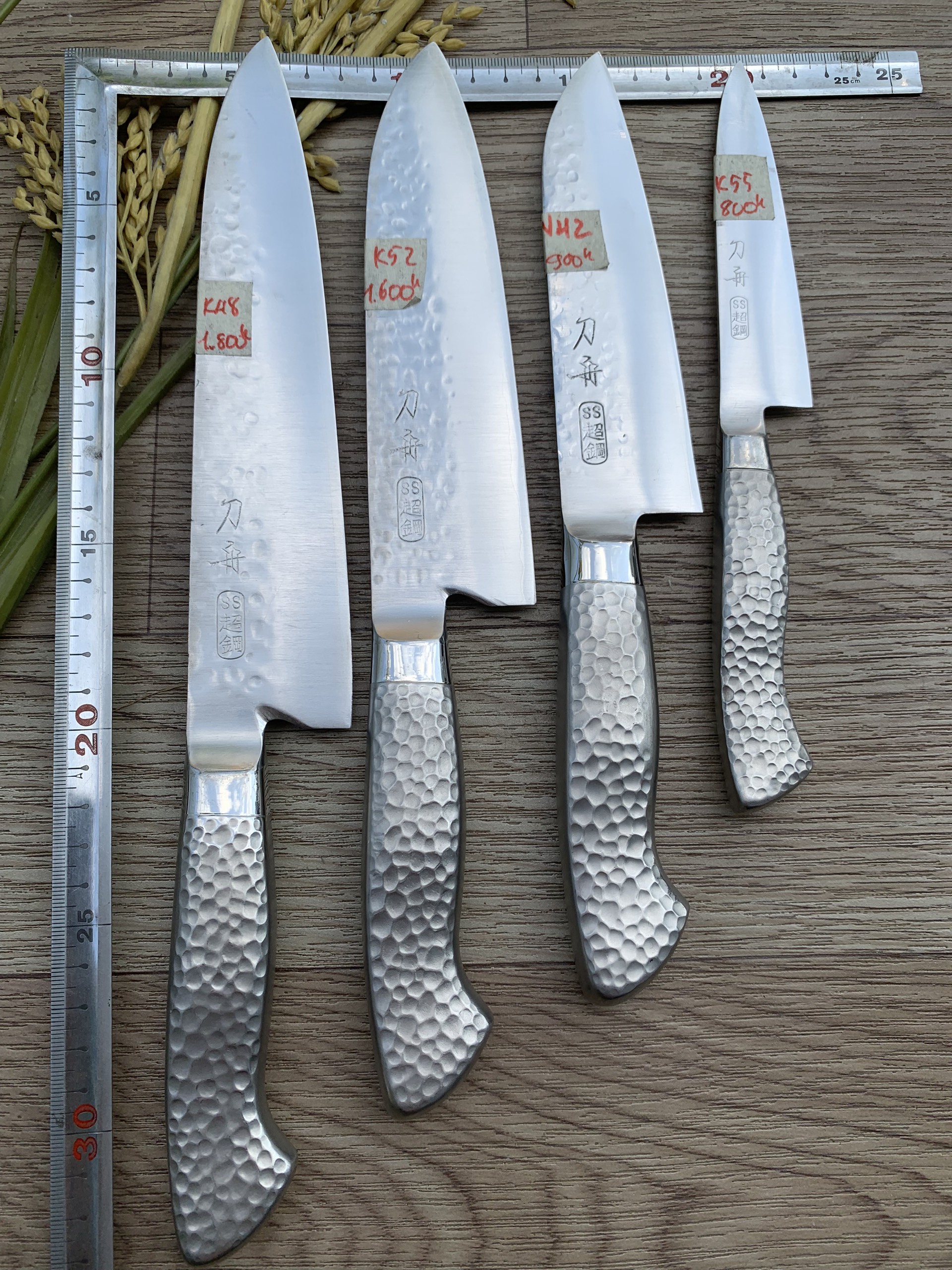 dao Nhật cũ- nakiri, thép carbon